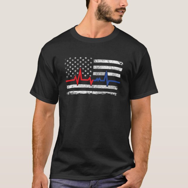 Första svararen Thin Blue Red and Guld Line Flagga T Shirt (Framsida)