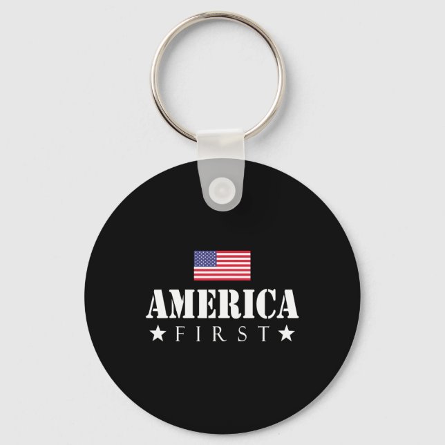 Första trumpen 2024 America First Nyckelring (Framsida)