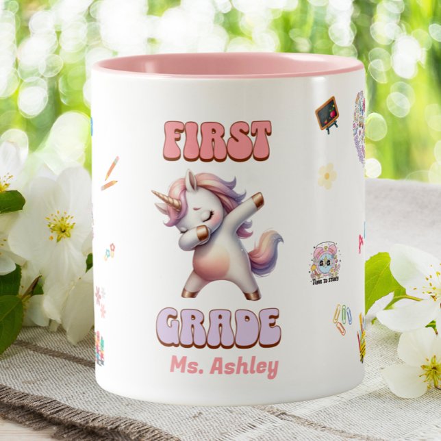 Förste Klass grundlärare vid Unicorn Två-Tonad Mugg (Skapare uppladdad)