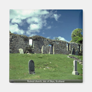 Förstörd kyrka, Isle av Skye, Skottland Magnet