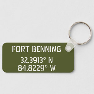Fort Benning Latitude Longitude Nyckelring