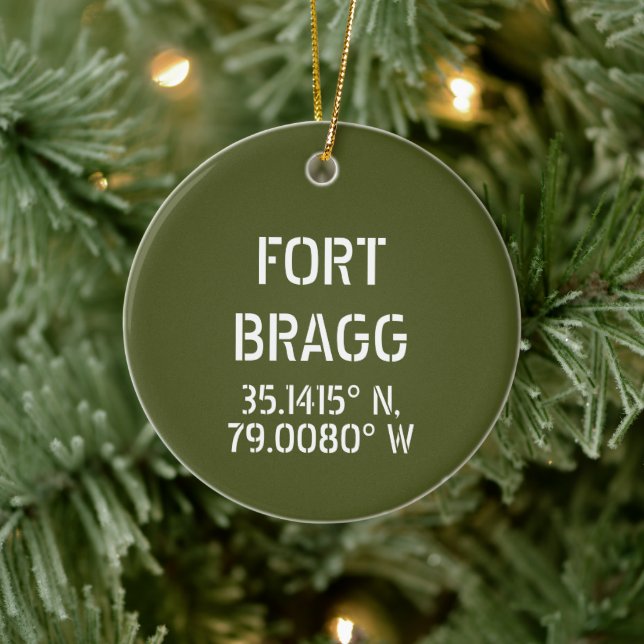 Fort Bragg Latitude Longitud Personlig Julgransprydnad Keramik (Träd)