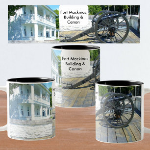 Fort Mackinac Byggnad & Canon på Mackinac-ön Två-Tonad Mugg