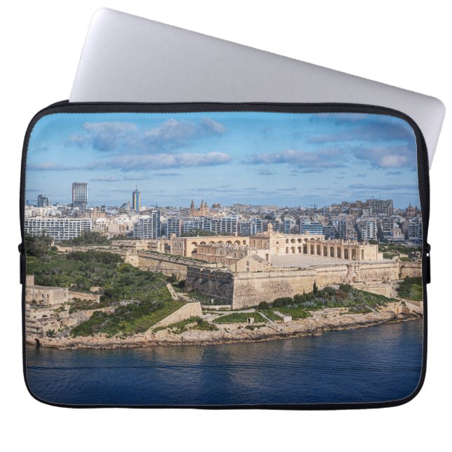 Fort Manoel och Sliema från Valletta, Malta Laptop Fodral (Framsidan)