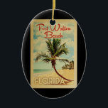 Fort Walton Beach Handflatan Träd Vintage resor Julgransprydnad Keramik<br><div class="desc">En unik kopia av det moderna Fort Walton Beach Florida-konstverket i vintage resor poster stil. Den har en böjd handflatan träd på sandstranden med hav under ett blått grumligt himlar.</div>