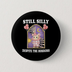 Fortfarande Fånig trots fasorna Knapp
