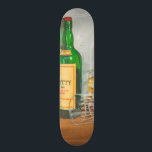 Fortfarande med Scotch av Jennifer Goldberger Mini Skateboard Bräda 18,7 Cm<br><div class="desc">Dra ditt glas till den här realistiska målningen av Jennifer Goldberger. Man kan nästan tänka sig att gå in i biet och ta ett glas till sig själv. Hämta ditt exemplar idag!</div>