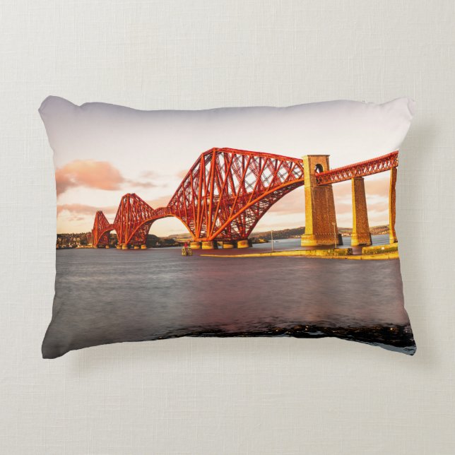 Forth Bridge Pillow Prydnadskudde (Framsidan)