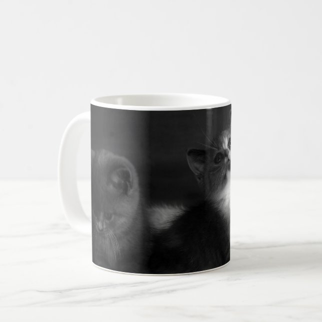 Förtjusande grå färgkattungeporträtt kaffemugg (Framsida vänster)