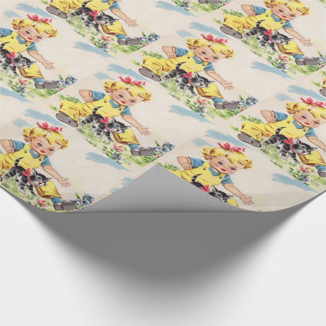 förtjusande liten flicka med den förtjusande lite presentpapper (Hörn)