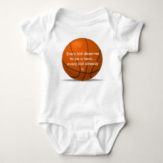 Förtjusande och att älska basketromperen tee shirt