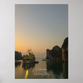 Förtjusande solnedgång i Hlängs Bay Vietnam Fodral Poster