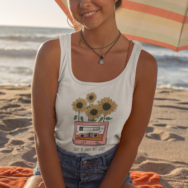 Förtroende för Vibe Boho Solros och Cattsette Linne Med Racerback (Skapare uppladdad)