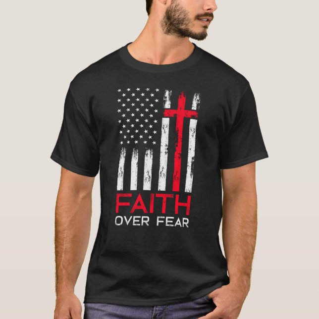Förtroende över fruktan t shirt (Framsida)