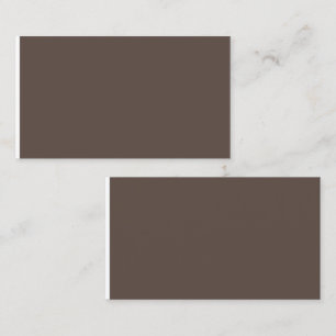 Förtrolig mot en Snyggt Brown Wall