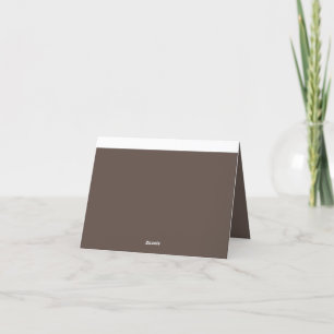 Förtrolig mot en Snyggt Brown Wall Tack Kort