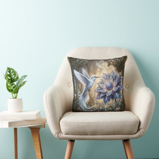 Förtrollad Kolibri & Månblomma.  Kudde (Stol)