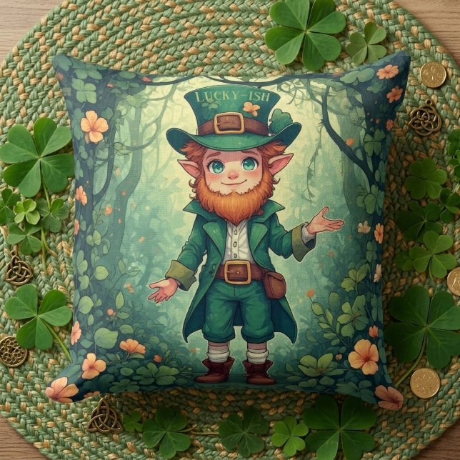 Förtrollad Skog Tomte Luckyish Barnkammar Dekorati Kudde (Enchanted Forest Leprechaun Luckyish Nursery Decor Throw Pillow)