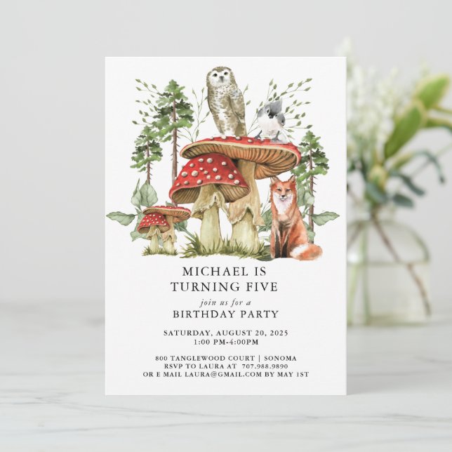 Förtrollad skogsträtt, pojke 5:e födelsedagen inbjudningar (Stående Fram)