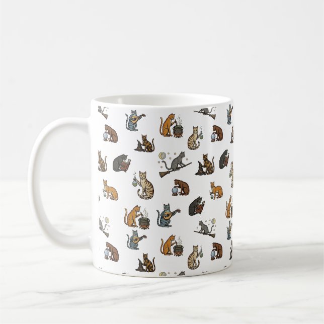 Förtrollande Häxiga Katter - Magisk Kattäventyr Kaffemugg (Vänster)