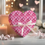 Förtrollande Vattenfärgshjärtan | Polkagris Mönste Presentpapper<br><div class="desc">Perfekt för bröllop, bröllopsfester, baby shower-firande, födelsedagar, Alla hjärtans dag och andra speciella tillfällen som kräver en blandning av ultrafeminina elegans och lekfull charm. Detta förtrollande akvarellhjärtan- och prickmönster kommer säkert att fängsla och glädja mottagare i alla åldrar. Dess känsliga design ger en touch av nyckfullhet till varje firande, vilket...</div>