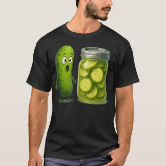 Förvånad Inlagd Gurka Och Burk Söt Whimsical Mat I T Shirt