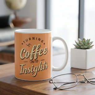 Förvandla kaffe till insiktsdatahumor kaffemugg