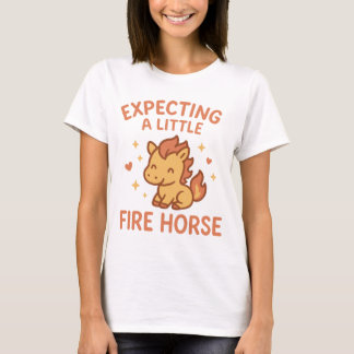 Förväntar mig en liten eldhäst Söt graviditet T Shirt