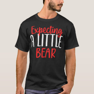 Förväntar sig en liten björnunge Gravid New mamma T Shirt