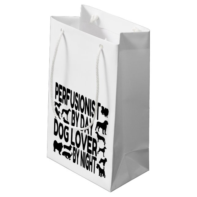 Förvirrande Kärlek Hundar (Baksidan Vinklad)