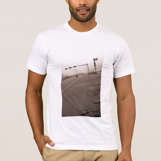 FOSHAN-Huvudväg T-shirt (Framsida)