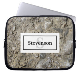 Fossil Limestone Sten med Namn och Monogram Laptop Fodral