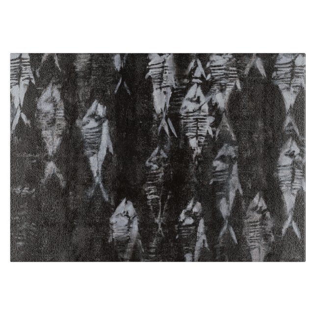 Fossilvit fisk i svart bakgrund (Framsidan)