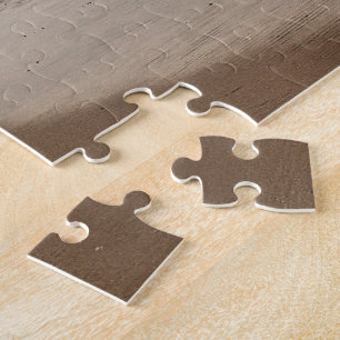 Fotavtryck på ett Foggy Beach Puzzle Pussel