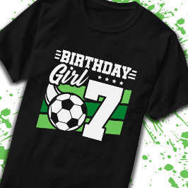 Fotboll 7 år gammal flicka i 7:e t shirt