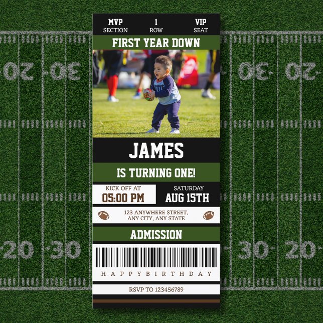 Fotboll Biljett första året nedåt 1:a födelsedag Inbjudningar (Football Ticket 1st Birthday Invitation First Year Down Photo All Star Sport Themed Birthday)