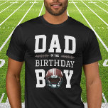 Fotboll Födelsedagsfest Pappa T Shirt<br><div class="desc">Vi presenterar vår exklusiv "Pappa of the Birthday Boy" T-shirt, en stolt proklamation av kärlek och firande i linje med "First Year Down"-fotbolls-temat extravaganza. Den här T-tröjan är inte bara ett tillbehör - den är ett hedersmord som låter alla veta vem MVP:s största verkligen i fläkt är. Den här T-tröjan...</div>