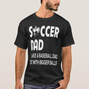 Fotboll i Pappa med större Bollar och fotboll i T Shirt