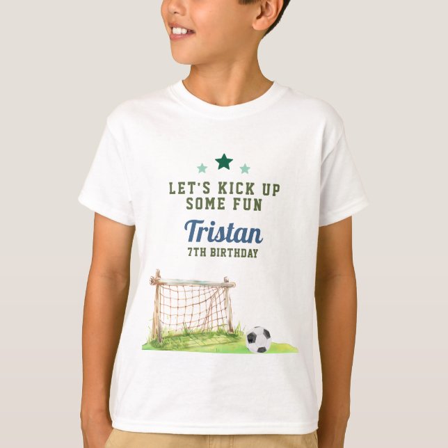 Fotboll ”Låt oss kicka upp lite kul” Födelsedagsfi T Shirt (Framsida)