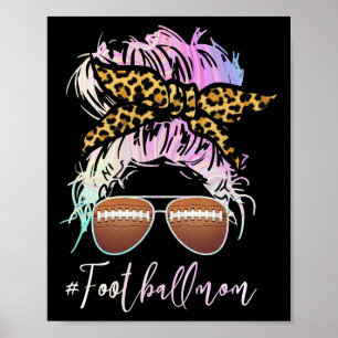 Fotboll Mamma med leopard och Messy Bun Poster