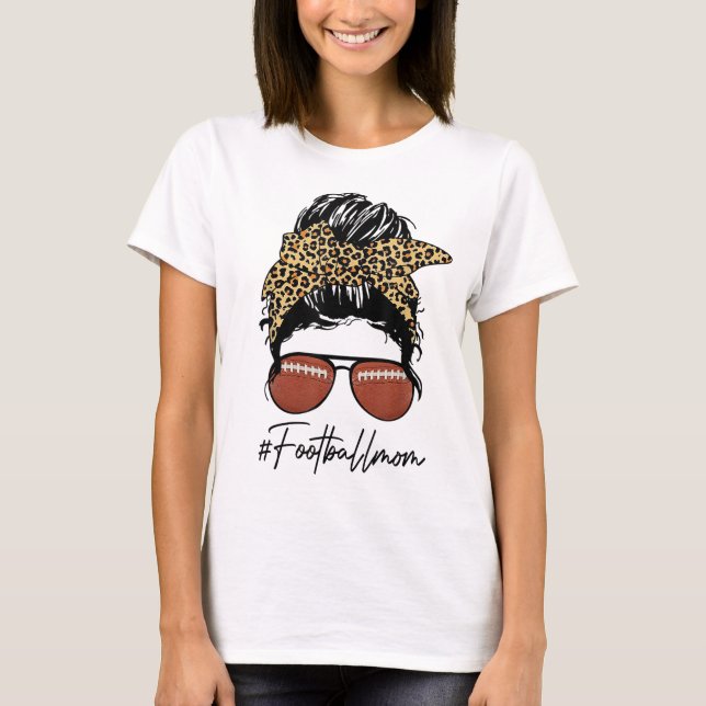 Fotboll Mamma med leopard och Messy Bun T Shirt (Framsida)