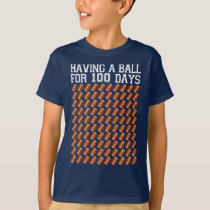 Fotboll med boll i 100 skoldagar t shirt