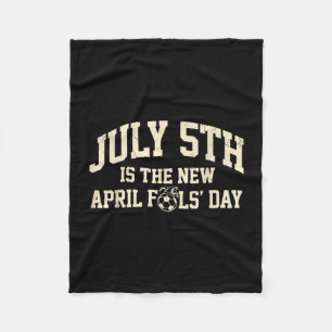Fotboll meme - 5 juli är den nya aprilskämt dagen fleecefilt