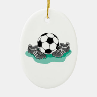fotboll och fotbollsskor vektor design julgransprydnad keramik