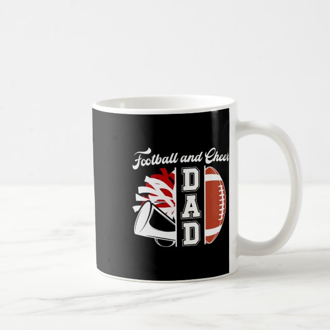 Fotboll Och Glädjefull Pappa Till Cheerleader Och  Kaffemugg (Höger)