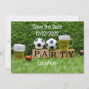 Fotboll Spara datumet med boll och öl party Inbjudningar