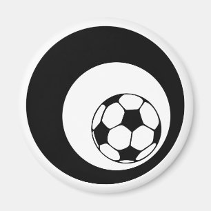 fotboll. svarta cirklar. magnet