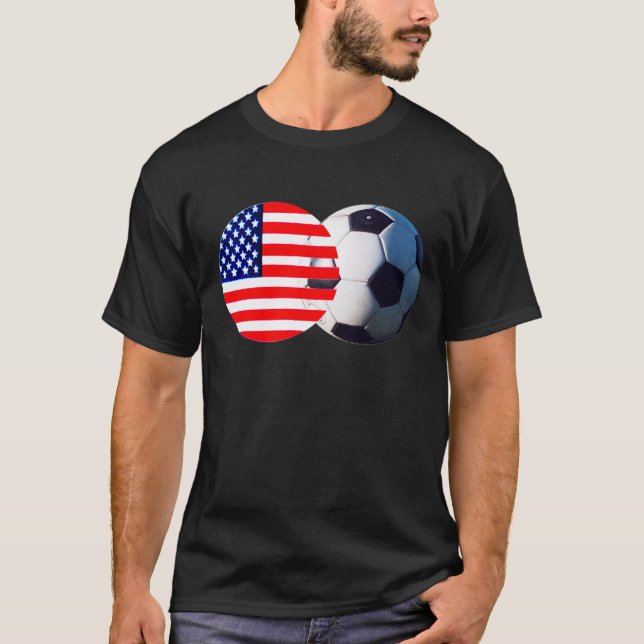 Fotboll & USA flagga MUSEUM Zazzle Tee (Framsida)