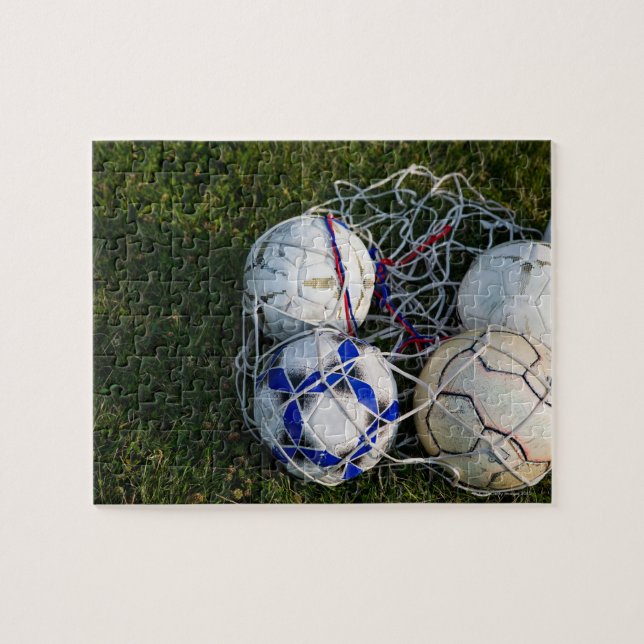 Fotbollar i nät pussel (Horisontell)