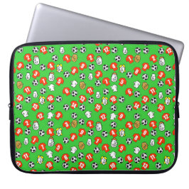 Fotbollar, Röda Tröjor, & Fans Laptop Sleeve
